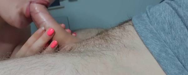 Struggling Blowjob Ends with a snotty nose - Britain on fanatvideos.com