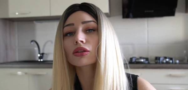 Cosplay Leaked Porn Blonde Casting Video (at kitchen) on fanatvideos.com